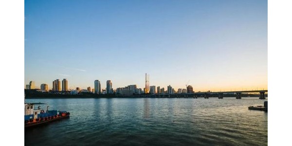 ODA：360米高，中心“縷空” 的設(shè)計(jì)方案